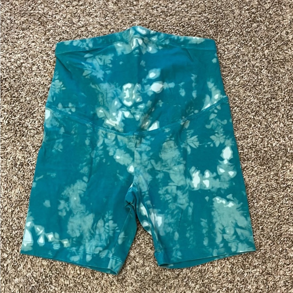 Maternity shorts